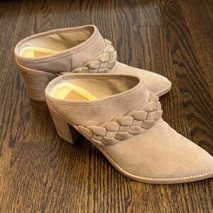 Dolce Vita Women’s Tan Braided Mules